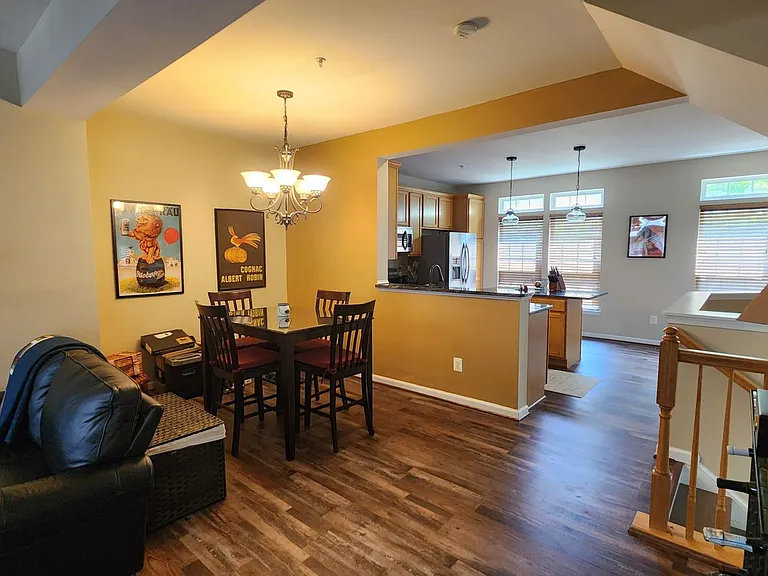 9128 Aventon Ct — Photo 8