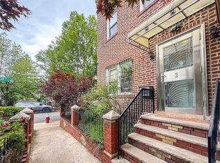 2 Roosevelt Ct, Brooklyn, NY 11232