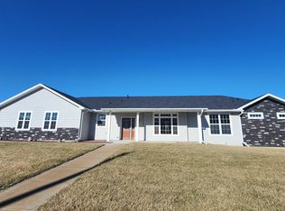 308 W Maple St, Hooper, NE 68031