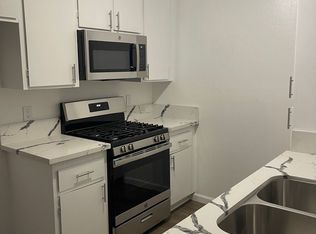 7222 E Petrol St #11, Paramount, CA 90723