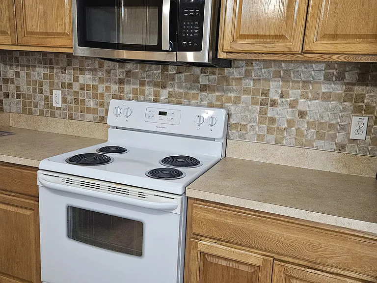 1525 Plum Tree Rd — Photo 9