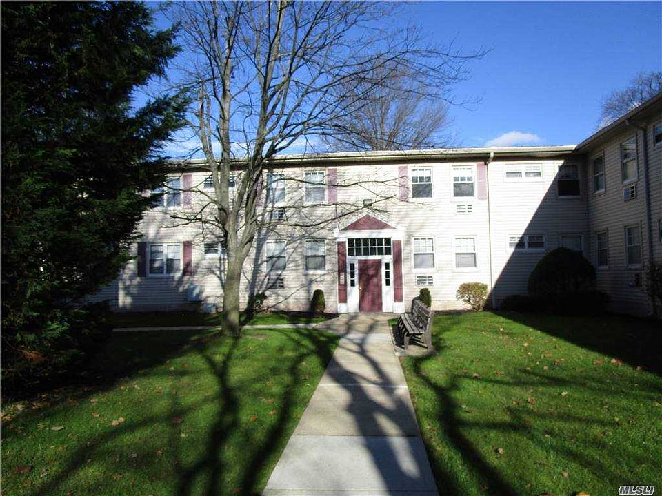 1st image of 324 Post Ave APT 11D