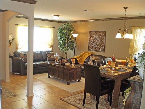 2nd image of 3026 Santa Lucia St