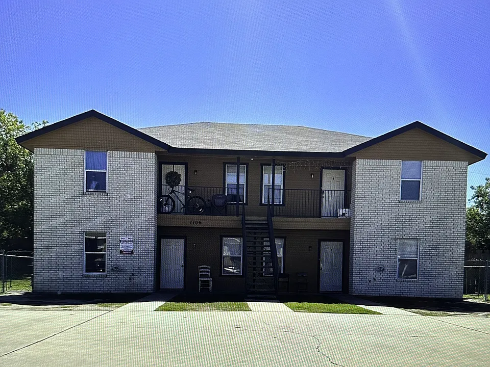 1106 Circle M Dr