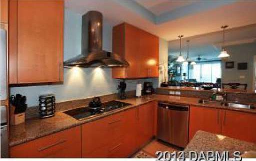 4th image of 1925 S Atlantic Ave APT 1003