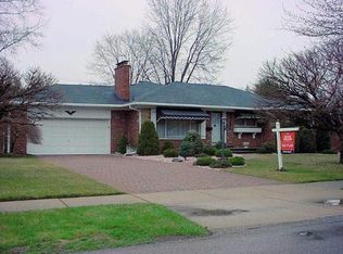 16285 Erin St, Fraser, MI