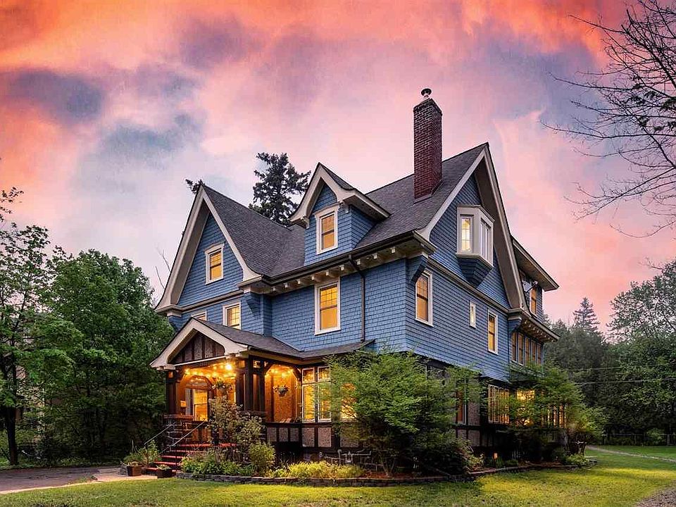 1st image of 2132 Woodland Ave