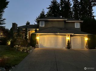5307 NE 23rd Ct, Renton, WA 98059