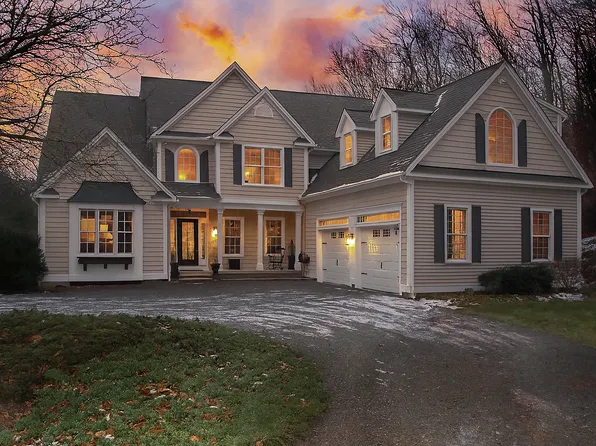 101 Old Grassy Hill Road, Woodbury, CT 06798