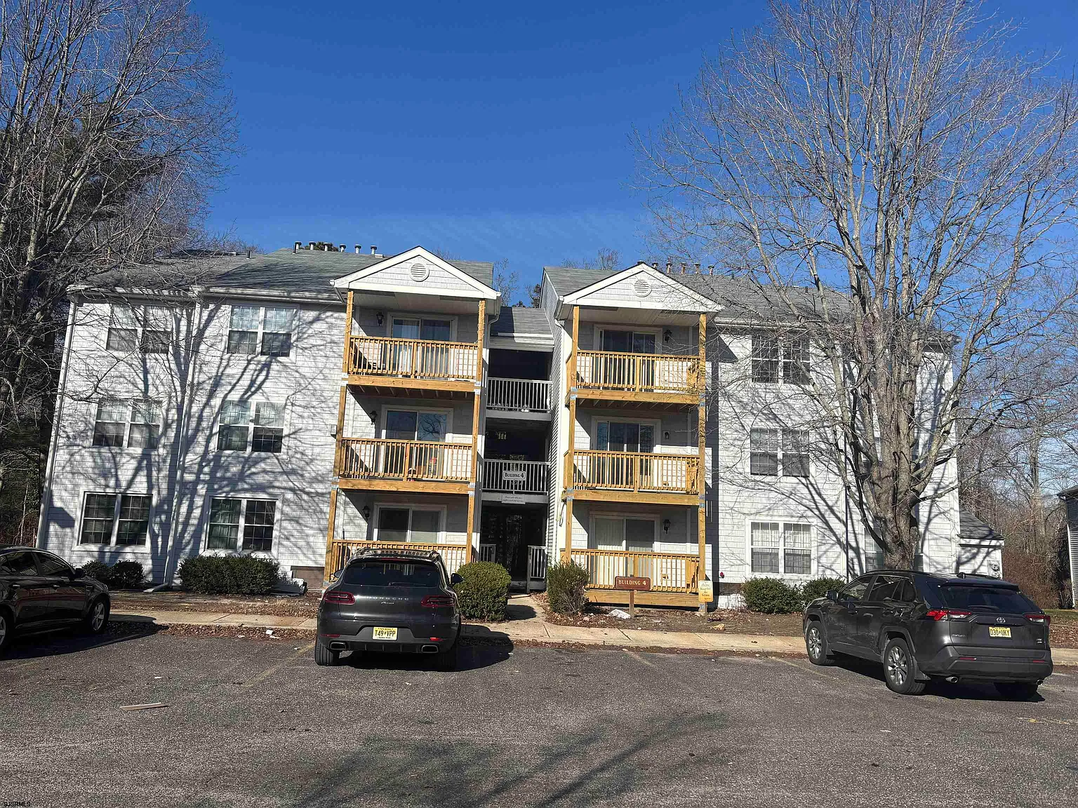 4 Oyster Bay Rd #4M photo 1