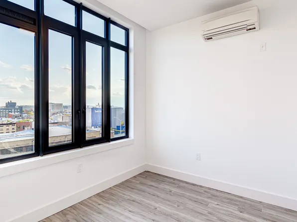 584 Fourth Avenue image 13 of 21