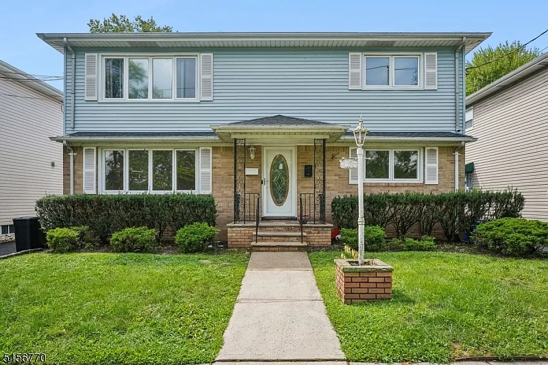 59 Division St #1