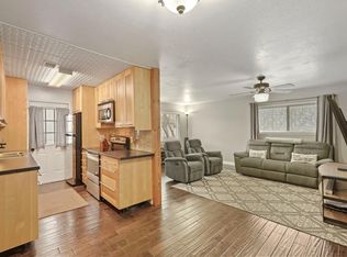 9516 Emerald Park Dr APT 4, Elk Grove, CA 95624