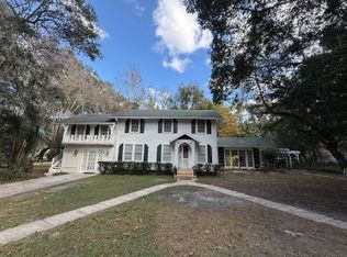 375 Cortez Ave, De Leon Springs, FL 32130