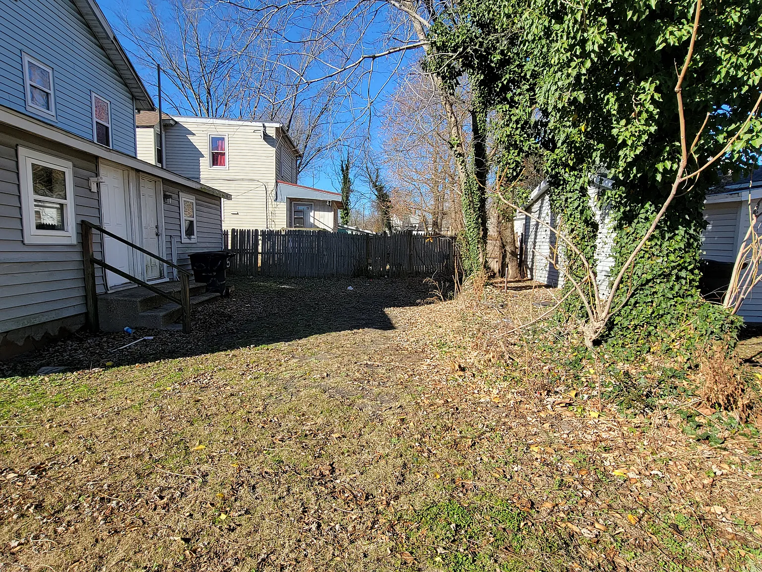 519 East Isabella Street - 1 — Photo 4