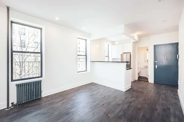 Rented by Nooklyn NYC LLC | media 21