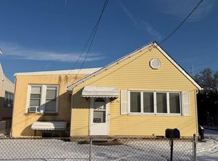54 Bergen St, Garfield, NJ