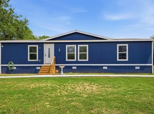 704 Riley St, Rockdale, TX 76567
