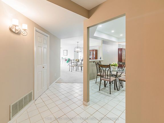 3rd image of 85 Wellington St W #312