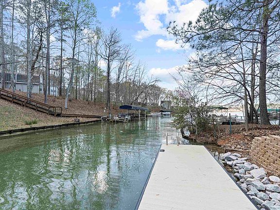 3rd image of 381 E River Bend Dr
