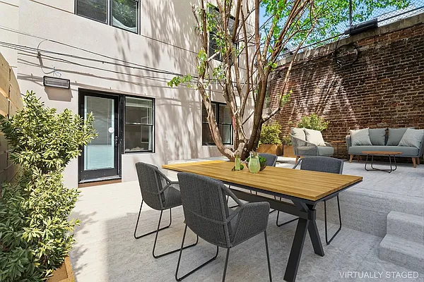 Rented by Freestone Property Group | media 8