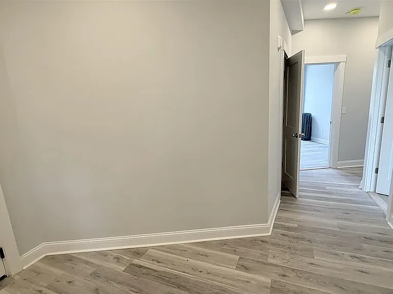 72 Kirkland St #2 — Photo 6