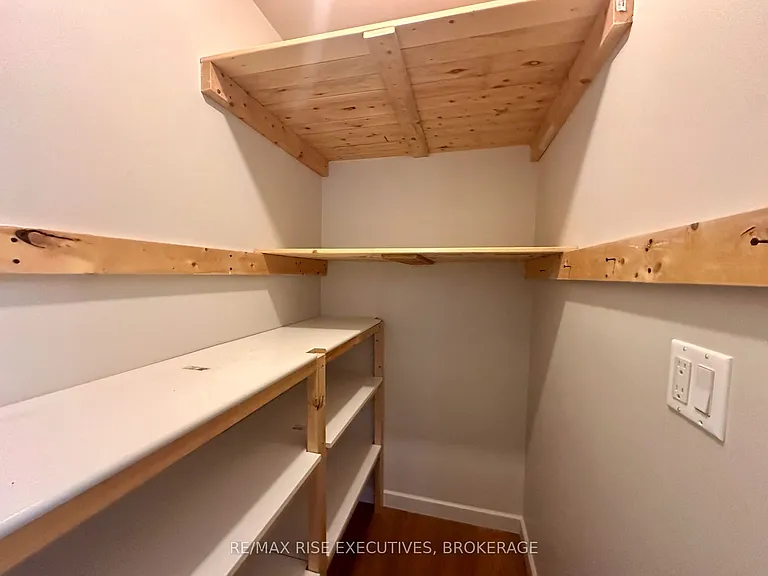 1020 Pembridge Cres #119 — Photo 14
