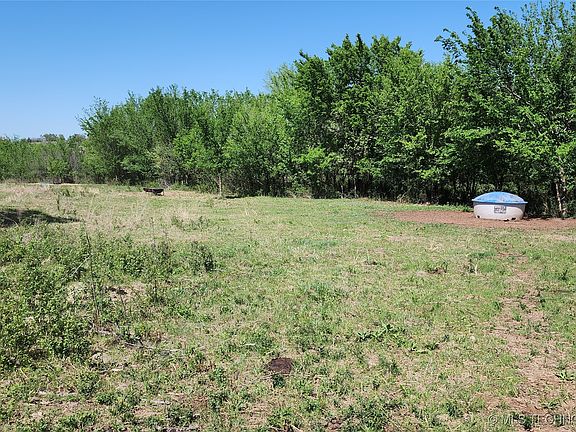 2nd image of 48598 S Highway 18