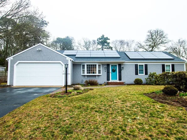 16 Washington Bursley Way, Centerville, MA 02632