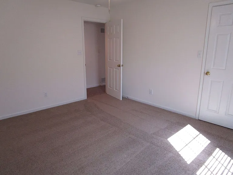 5004-5006 Carrie Ridge Dr. — Photo 21