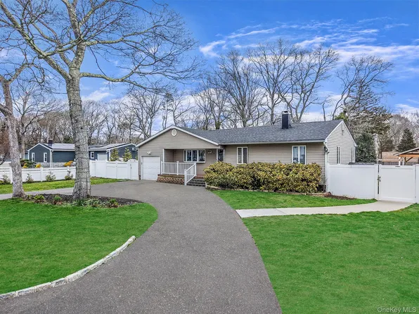 47 Mayfield Drive, Mastic Beach, NY 11951