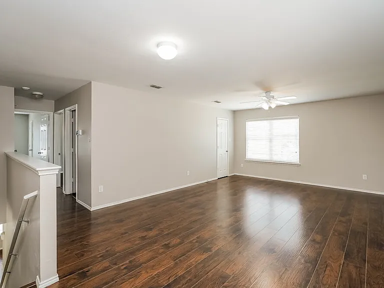 5000 Caraway Dr — Photo 9