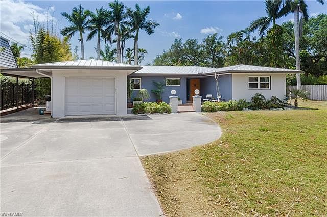 1st image of 1236 Canterbury Dr