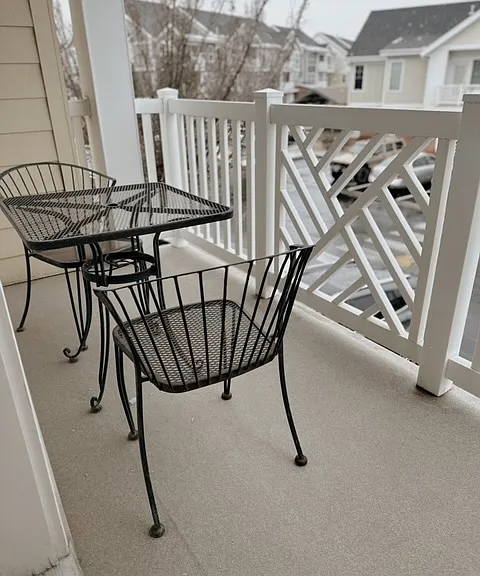 Riverwalk Apartments — Photo 5
