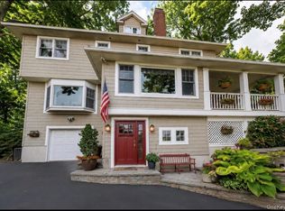 5 Harborview Lane, Huntington, NY 11743