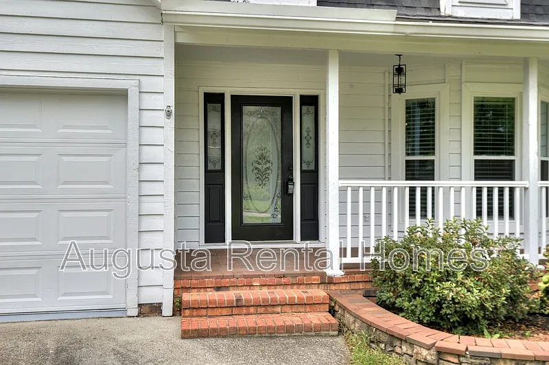 3 bed, 3.0 bath, 1624 sqft, $1,850 — Photo 4