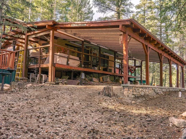 307 Lynx Ave, Cloudcroft, NM 88317