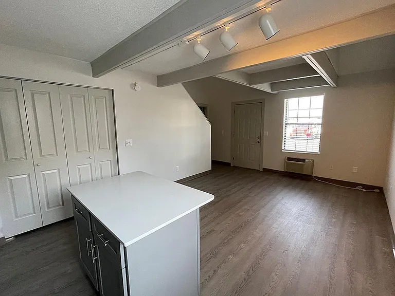 Fairway Meadows Townhomes — Photo 17