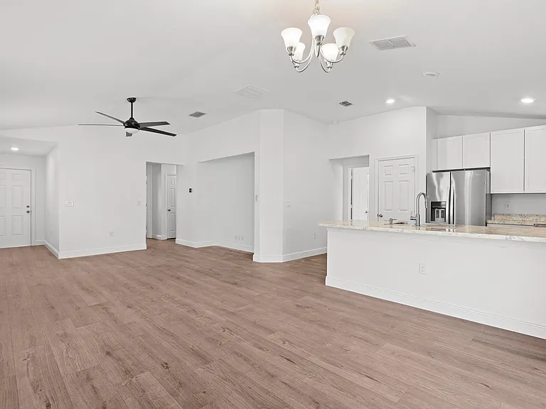 5870 NW Pine Trail Cir — Photo 12