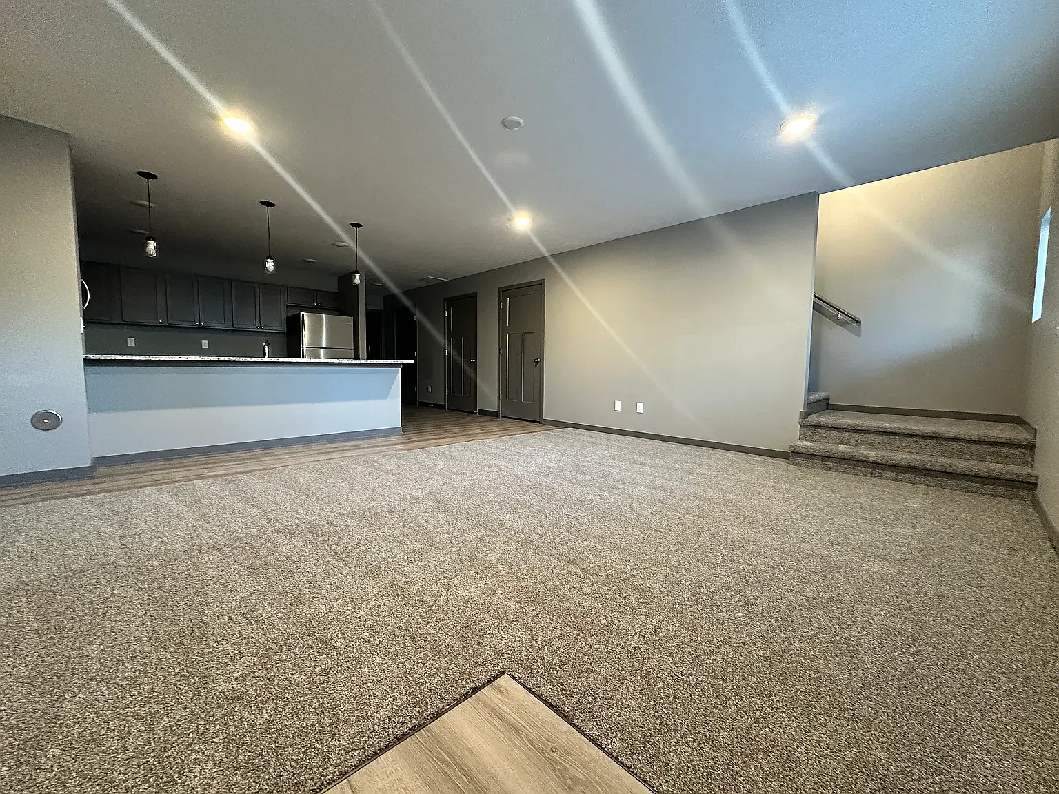 4 bed, 2000 sqft, $2,250 — Photo 3