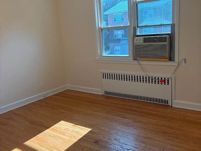 125 Murray Ave — Photo 7