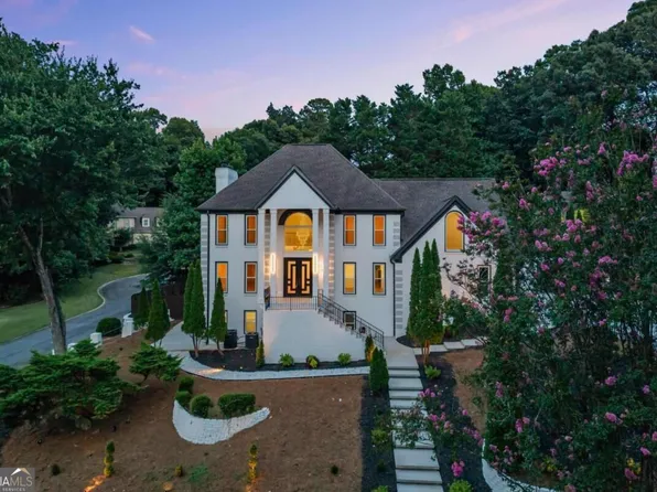 762 Bedford Oaks Dr, Marietta, GA 30068
