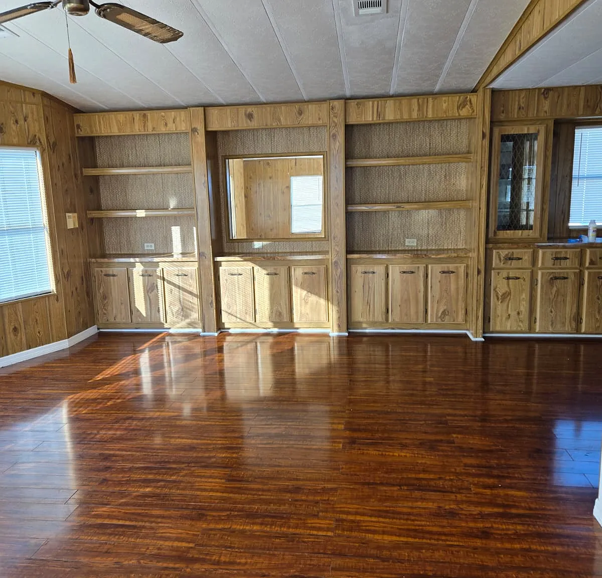 3 bed, 1596 sqft, $1,350 — Photo 4