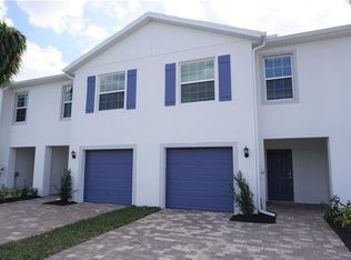 15091 Wildflower Cir, Naples, FL 34119