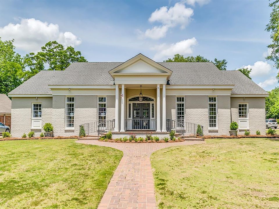1st image of 2629 Fernway Dr
