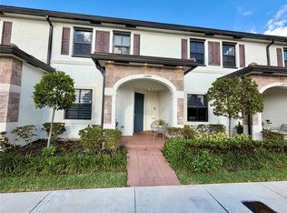11445 W 33rd Ln, Hialeah, FL 33018