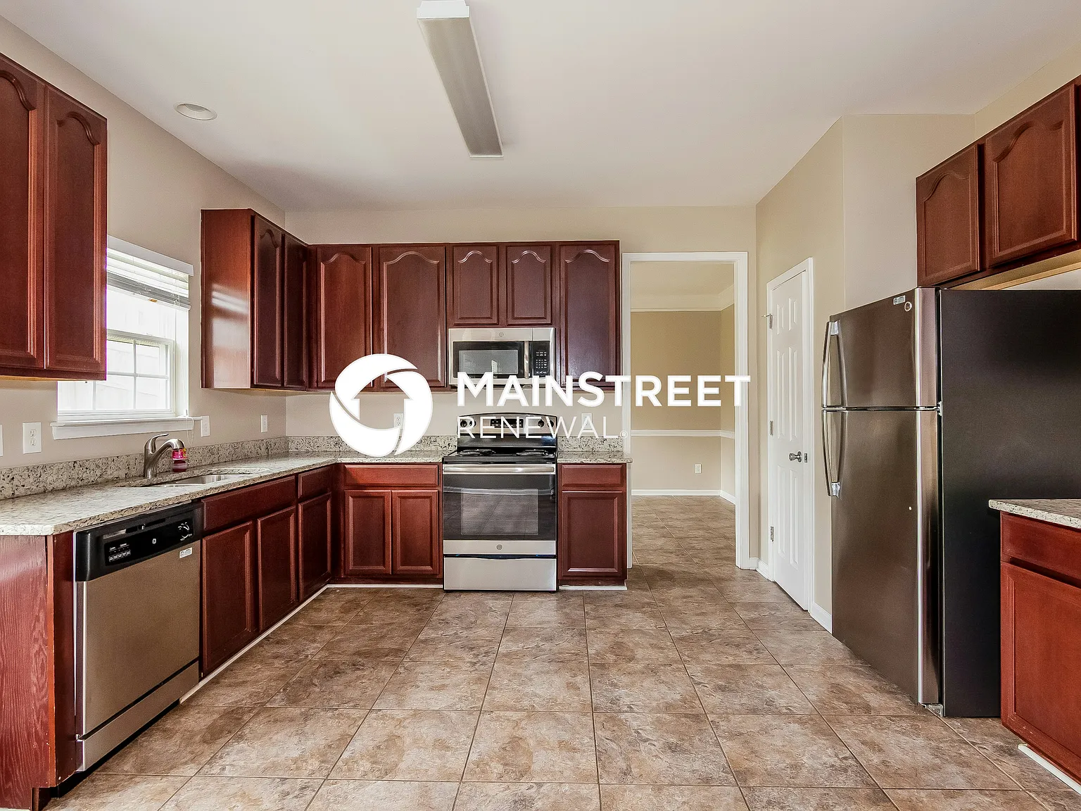 1406 Old Tree Ln — Photo 4
