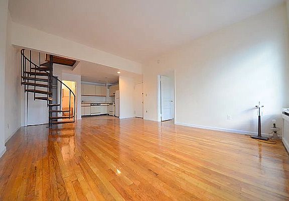 3rd image of 47 W 86th St APT 5R
