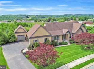 127 Livia Ln, Wrightsville, PA 17368