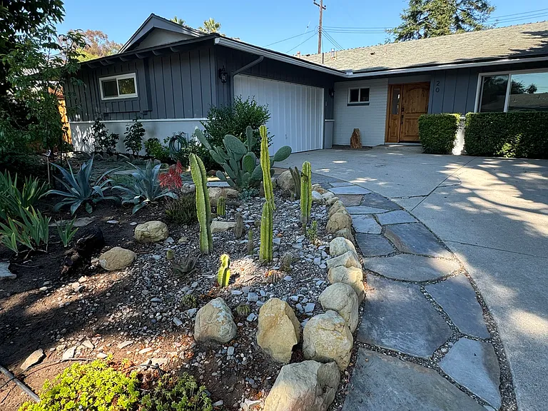 20 Walnut Ln — Photo 1